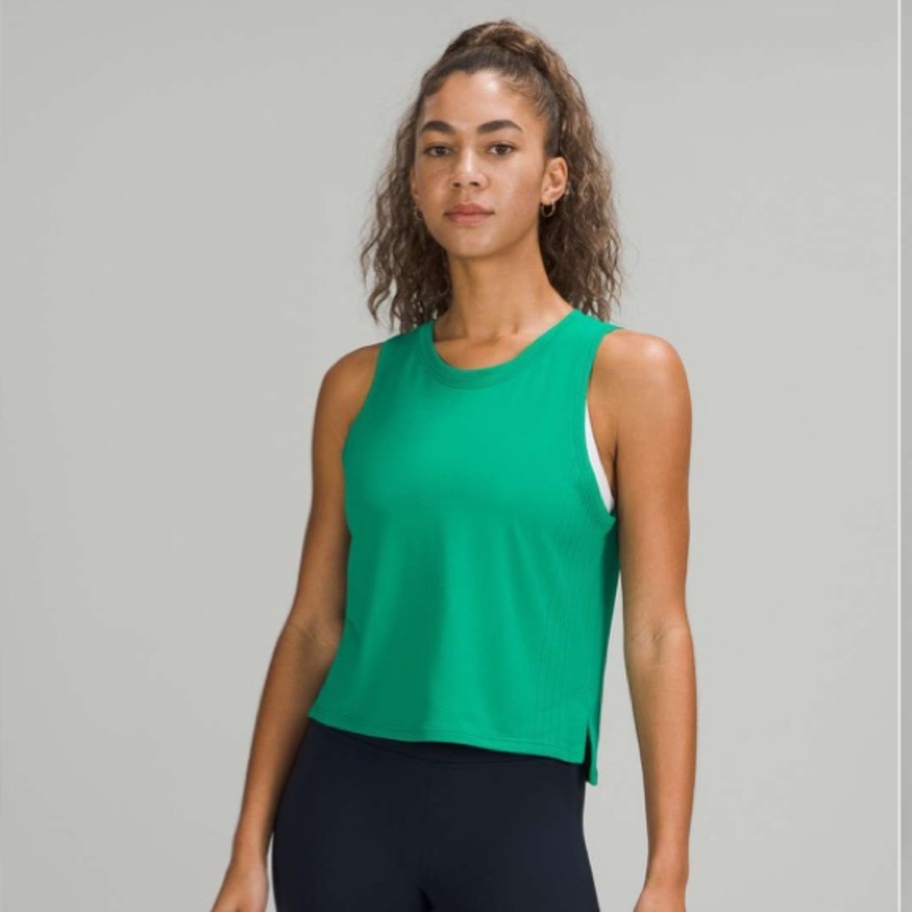 lululemon athletica Green Sleeveless Crop Tank